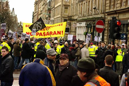 Anti-fascist march demo 14 november 2009 098_800x532