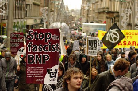 Anti-fascist march demo 14 november 2009 124_800x532